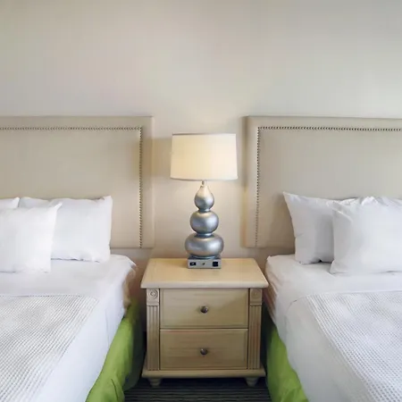 Seabonay Oceanfront Motel