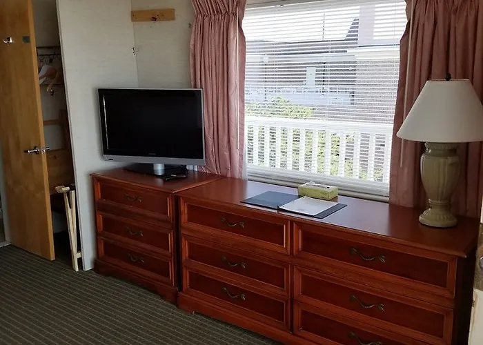 Seabonay Oceanfront 2*